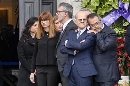 I funerali di Fabrizio Frizzi 1