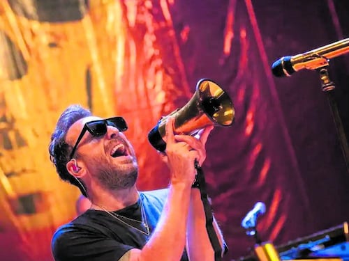 Cesare Cremonini: “Con gli algoritmi la musica non è mai stata così imprigionata”