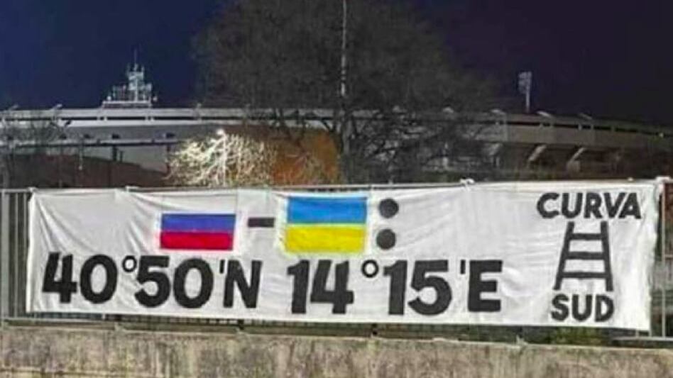Bombe su Napoli: lo striscione choc degli ultras del Verona