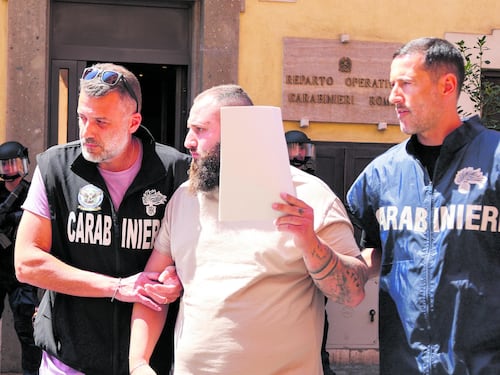 I bombaroli ora vuotano il sacco, poi toccherà a Lavitola