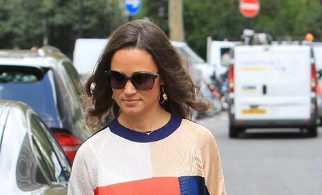 Pippa Middleton, bikini e giochi sull'acqua 17