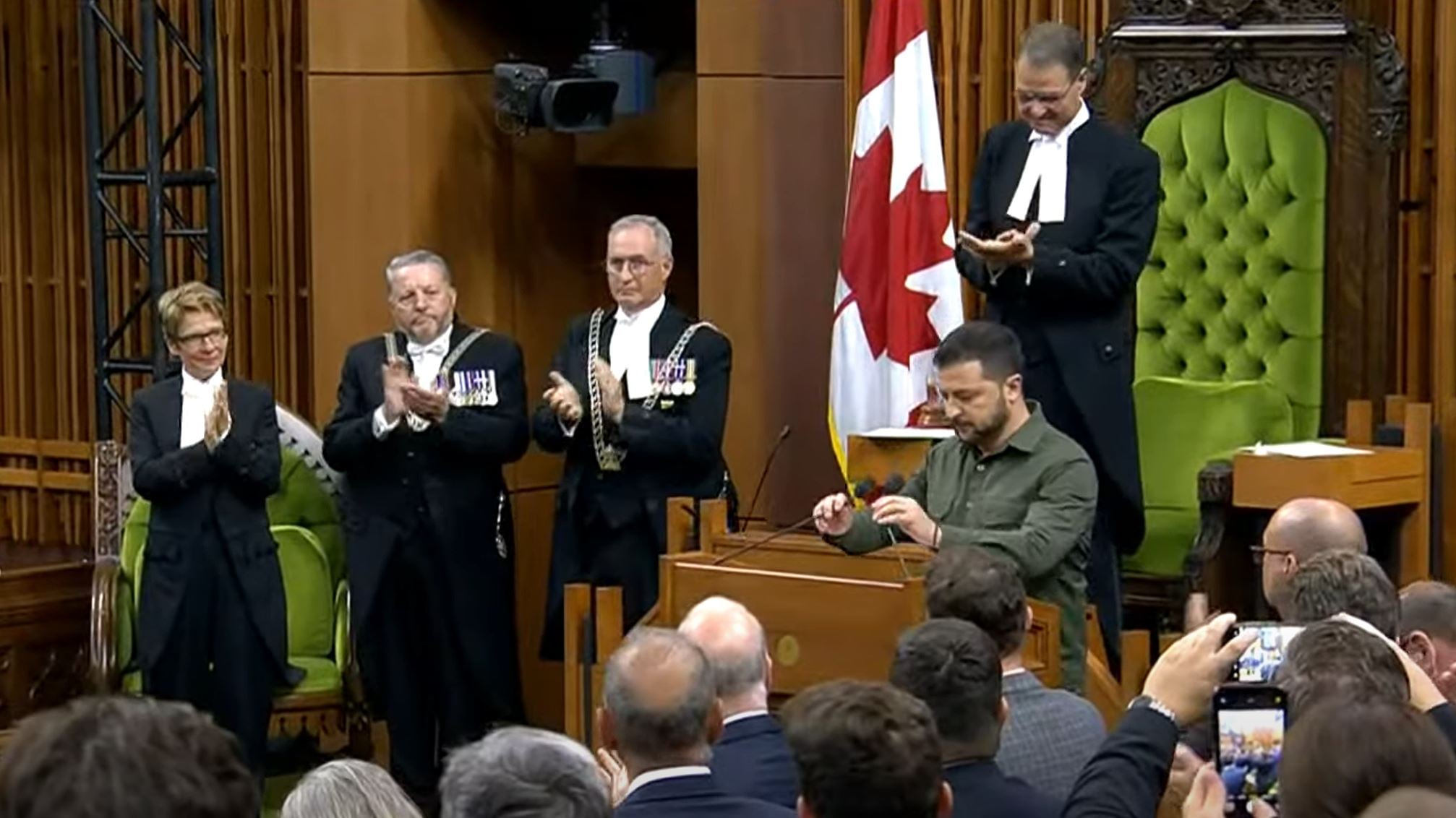 "Un eroe ucraino". Ma ha combattuto con i nazisti: il caso in Canada