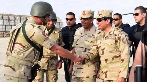 Sisi in visita in Sinai dopo l'offensiva jihadista 3
