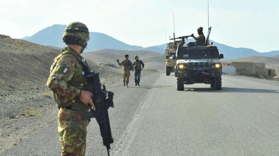 Afghanistan, schiaffo Trump. Meloni: "Rispetto per i morti"