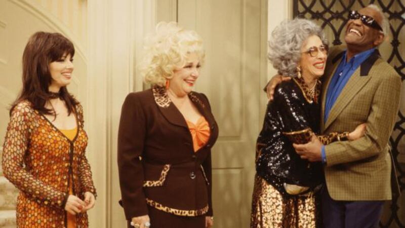 "La tata", immagini dal telefilm degli anni '90 1