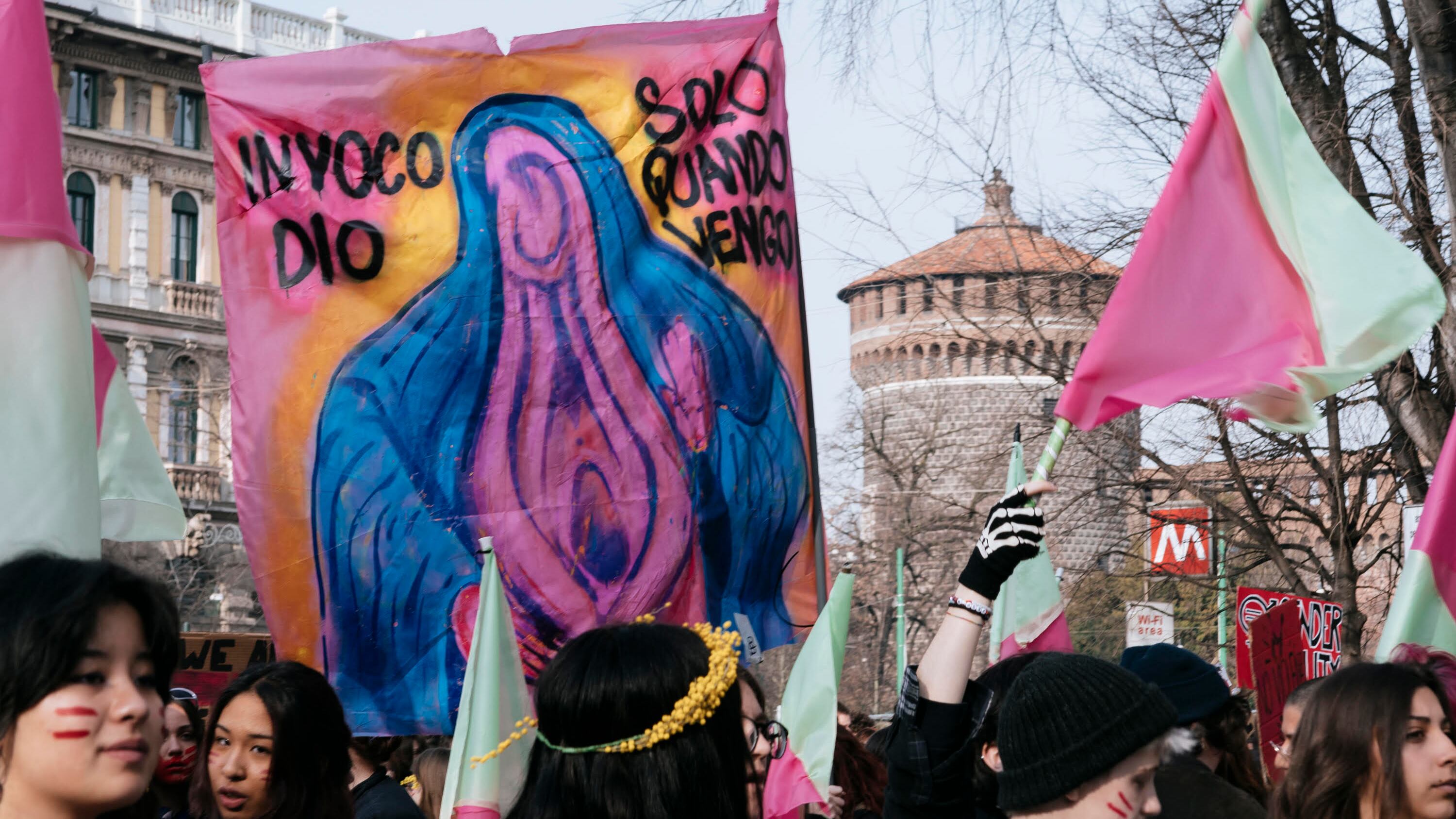 Se persino il preservativo ora diventa "patriarcale"