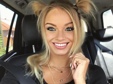 Mercedesz Henger, reggiseno bollente 7