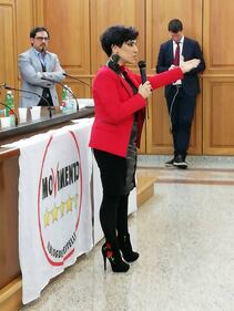 Tutti i look di Desirè Manca 5
