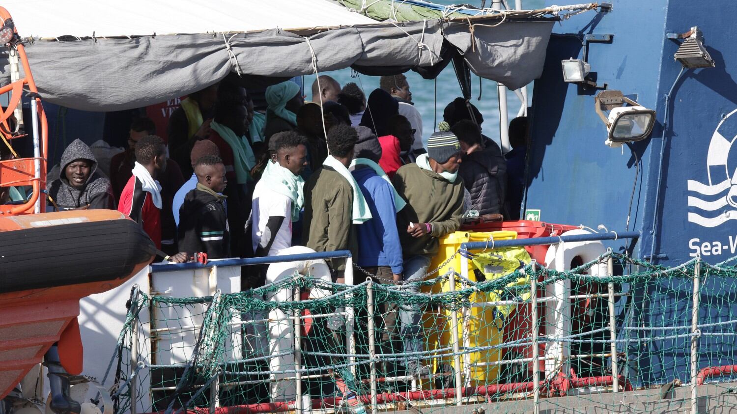 Sea Watch verso la Libia. Salvini: "Sarà fermata con ogni mezzo"