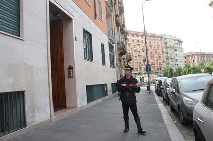 Studentessa inglese accoltellata per l'iPhone 8
