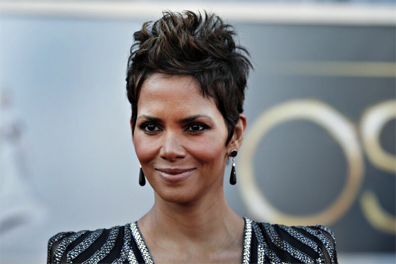 Halle Berry, 50 anni hot: le foto 14