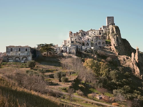 Natura e cultura: così i luoghi abbandonati in Italia ritornano alla vita