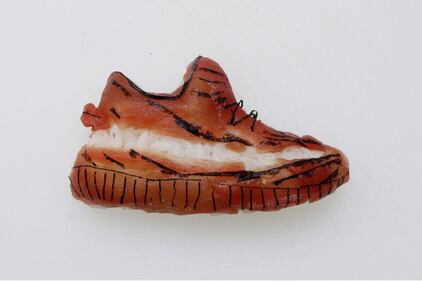 Lo chef che prepara scarpe di sushi 3