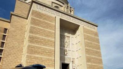 "Come sei bona". Poi l'incubo: 15enne stuprata in strada