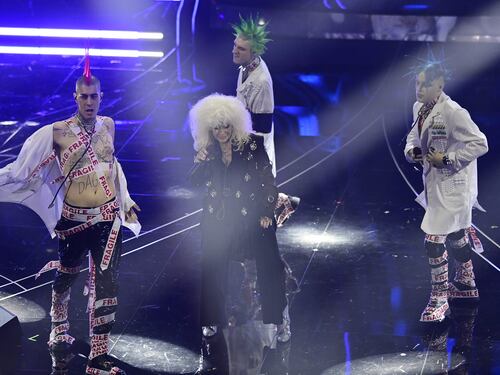 Sanremo 2024: ecco il look della quarta serata del Festival dei La Sad