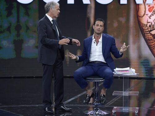 Don Mazzi risponde agli attacchi di Corona: "Se è fuori dal carcere lo deve a me"