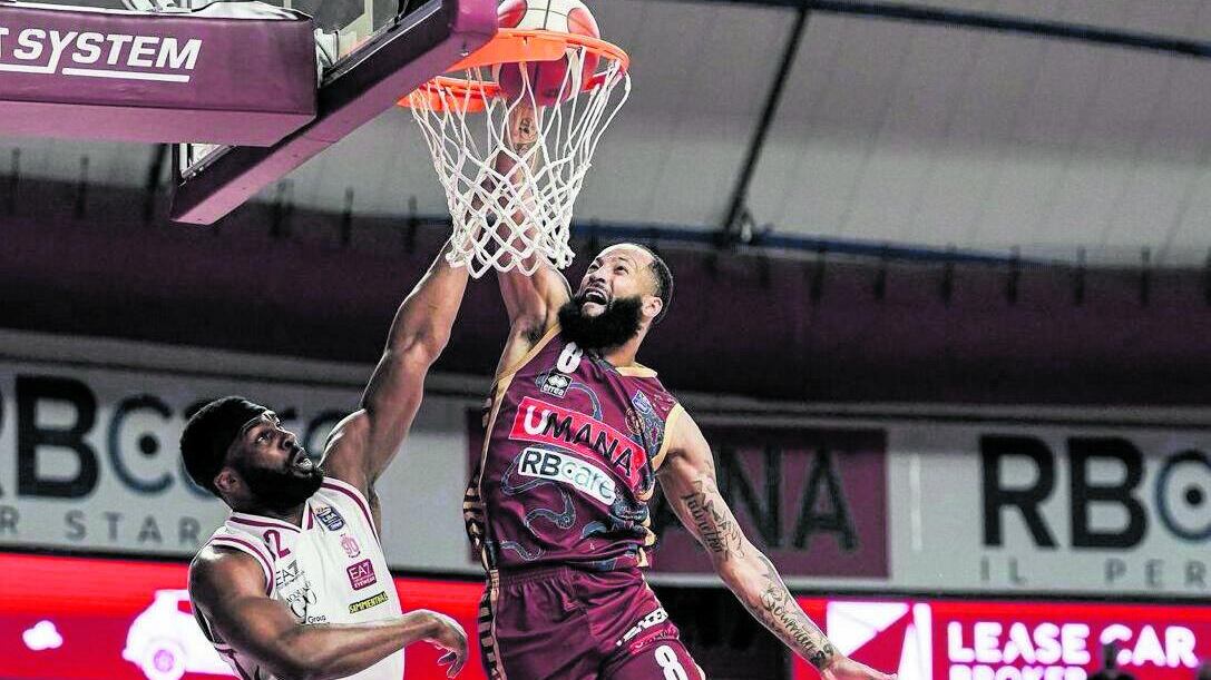 Olimpia Milano, primo match point fallito: Venezia si rialza in casa