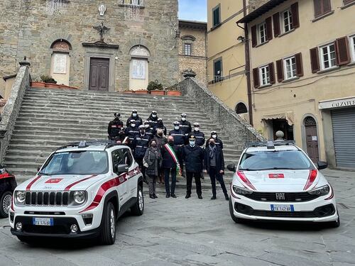 Straniero in carrozzina ruba in un supermercato: fermato dal sindaco