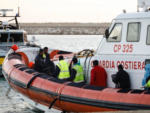 Analisi di un naufragio: solo l'Italia è intervenuta anche se non le toccava