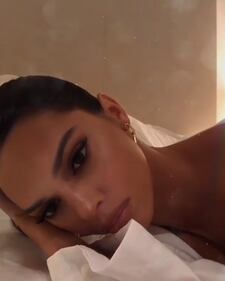 Kendall Jenner, bikini hot 2