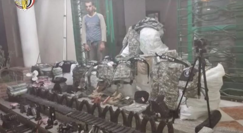 L'arsenale dell'Isis a Sinjar 3
