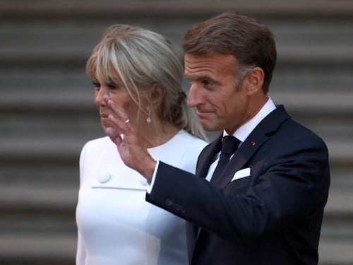 Macron è presidente ma anche “première dame”