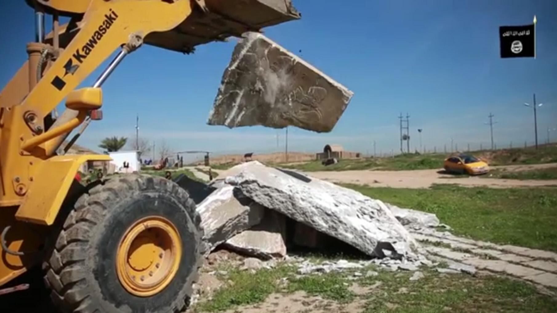 Offensiva dell'Isis in Iraq: distrutto il sito archeologico e attaccata la più grande raffineria