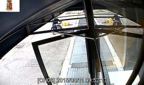 Brescia, le immagini del blitz dei killer 3