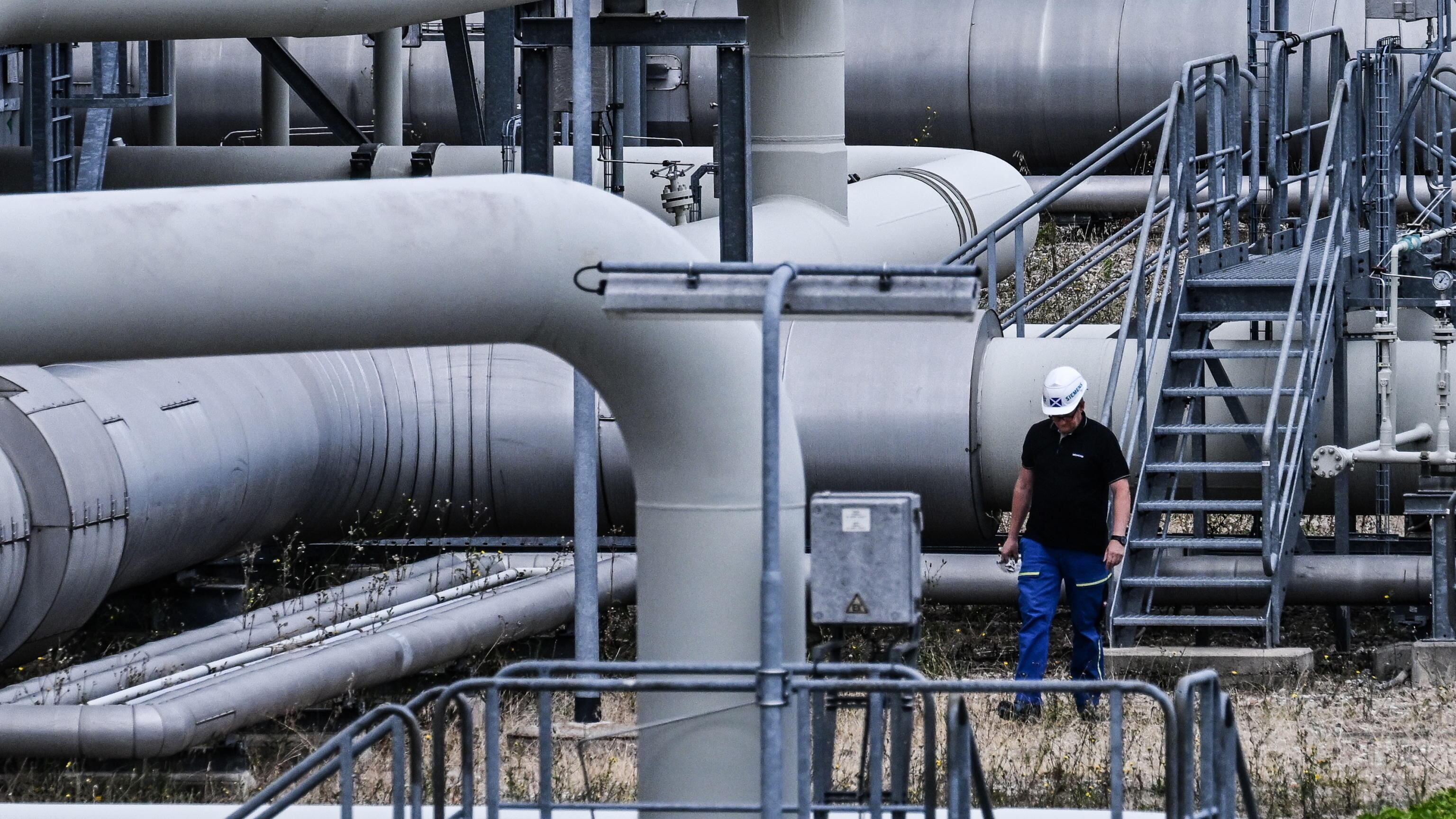Termostati a 19 gradi e incentivi a chi risparmia: il piano Ue per il gas