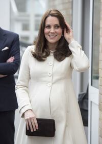Kate Middleton incinta, gli scatti della gravidanza 17