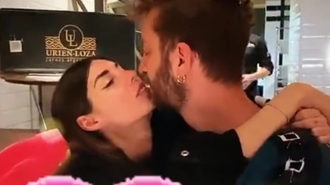 Tra Bianca Atzei e Stefano Corti è tutto finito? Il bacio smentisce la rottura
