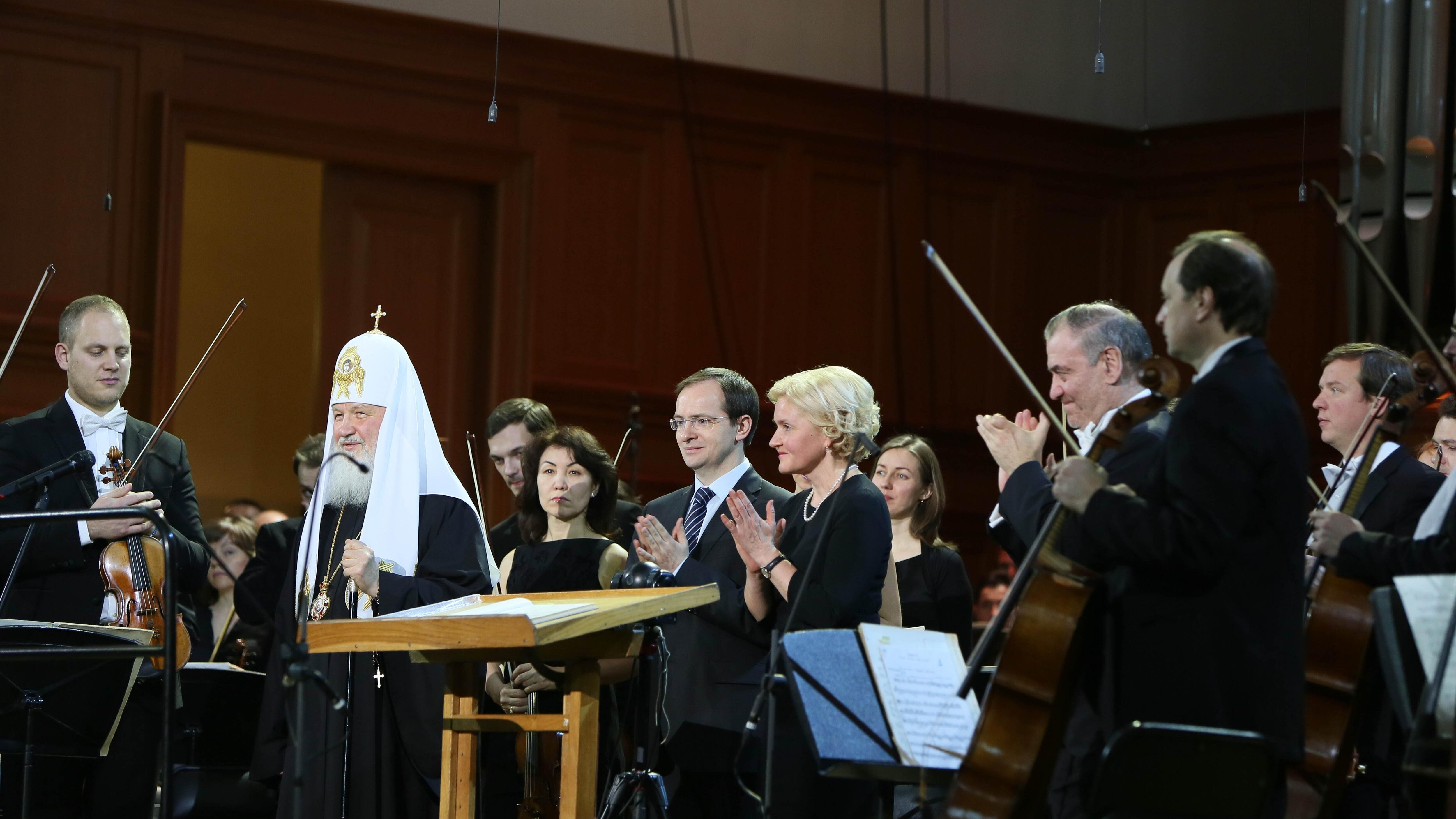 L'orchestra senza sosta: Gergiev in Russia dirige "coast to coast"
