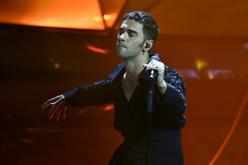 Sanremo 2024: ecco il look della terza serata del Festival di Maninni 2