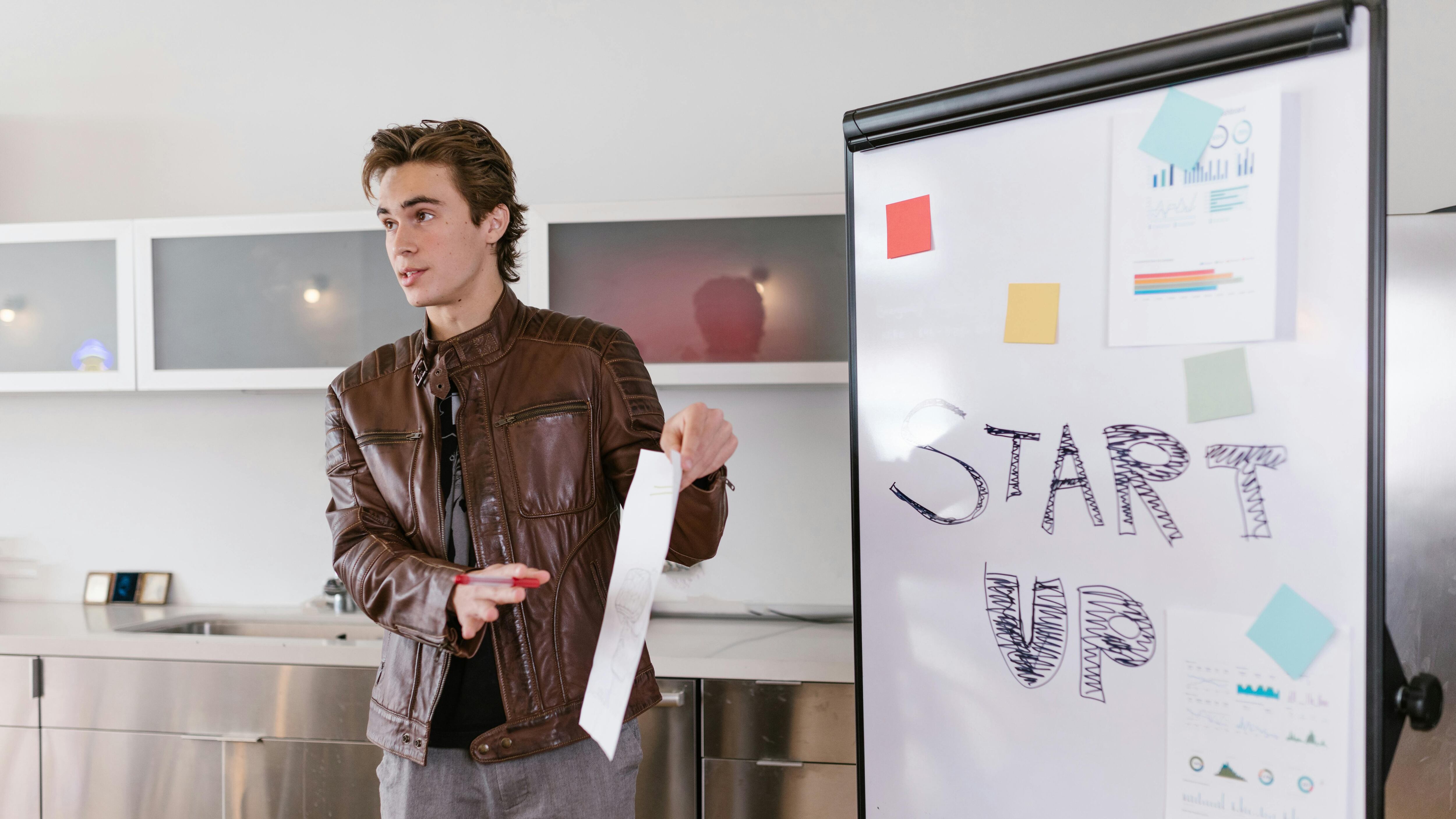 Bonus e sgravi per under 35 che avviano un’attività: cosa cambia e cosa conviene sapere
