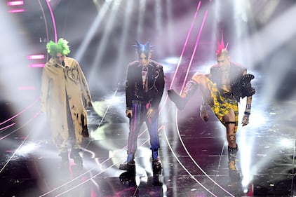 Sanremo 2024: ecco il look della terza serata del Festival di La Sad  4