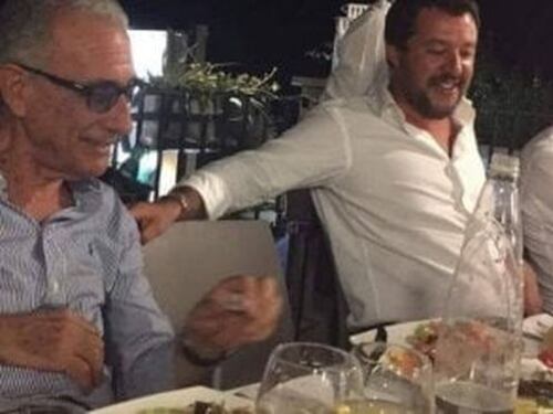 "Faceva festa dopo il crollo a Genova". Ma Salvini zittisce gli sciacalli dem