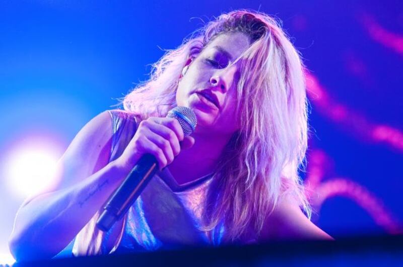 Emma Marrone, le foto sexy 16