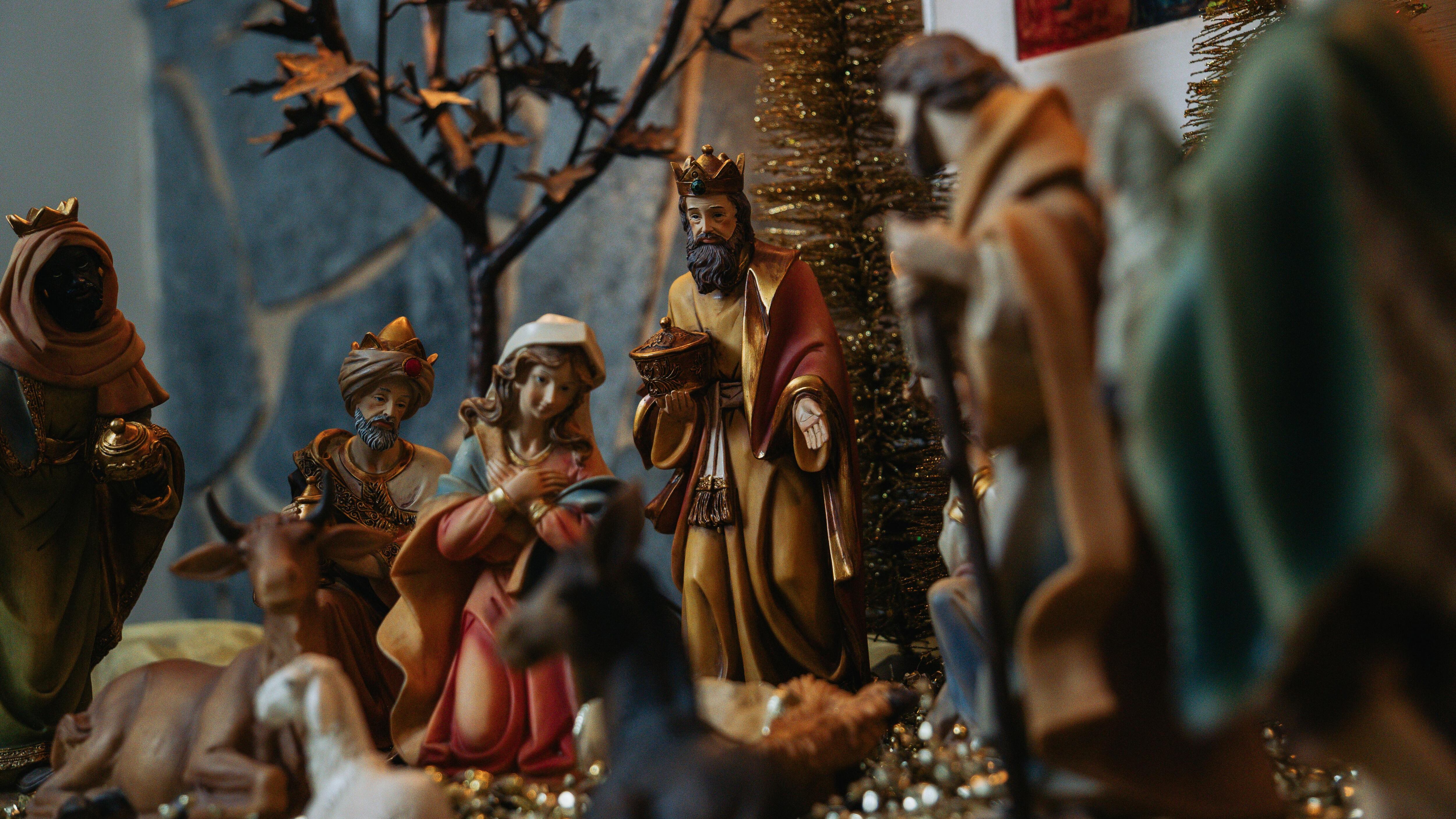 In una scuola primaria spunta il presepe in stile Flotilla: "Un mare di accoglienza"