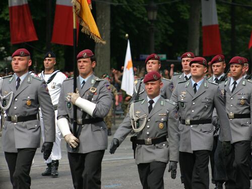 Esercito tedesco nella bufera: "Estromette reclute sovraniste"