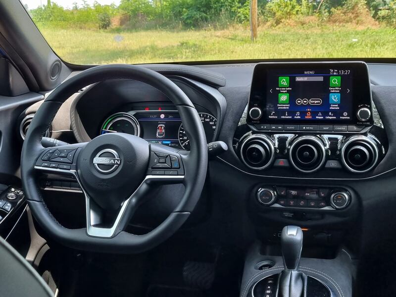 Nissan Jukel Hybrid prova su strada: guarda le foto 18