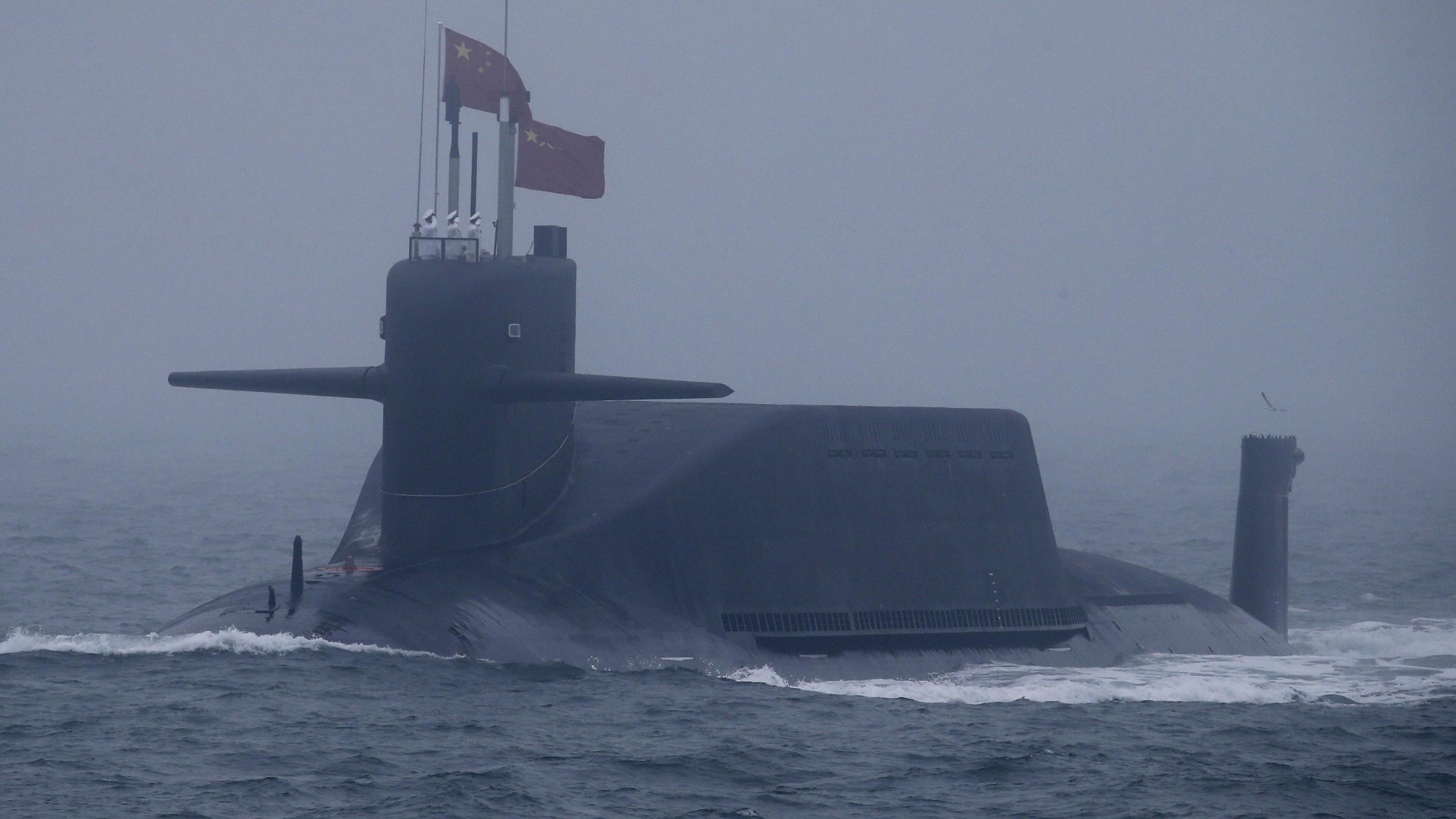 "È in grado di colpire gli Usa": Xi schiera il super sottomarino atomico Jin