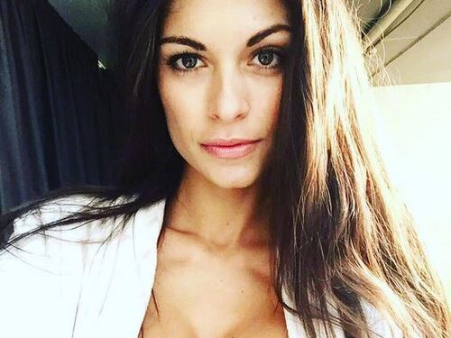 Linda Morselli: ballo sexy per la fidanzata di Valentino Rossi