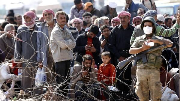 Profughi, così la Nato mette a rischio l'Italia