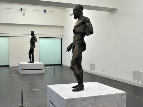 Vi siete mai chiesti perché le statue greche hanno il pene piccolo?