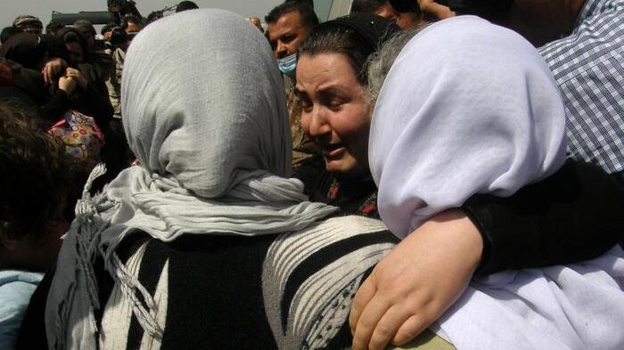 Isis mette in vendita schiave sessuali su Facebook
