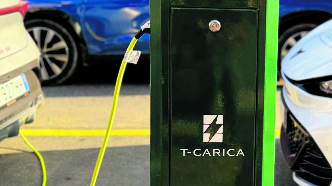 Prima colonnina T-Carica. E presto saliranno a 24