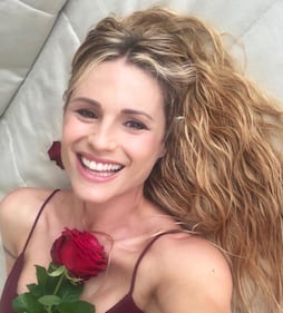 Michelle Hunziker sexy a Sorrento 13