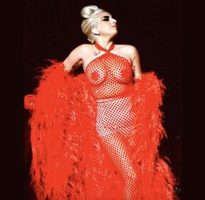 Lady Gaga in bikini su Instagram 8
