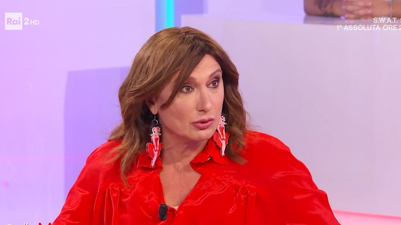 "Ma quale furbizia...". Luxuria contro la Ferilli per gli elogi alla Meloni ma i fan la strocano