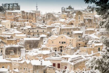 Lo spettacolo dei Sassi di Matera sotto la neve 12